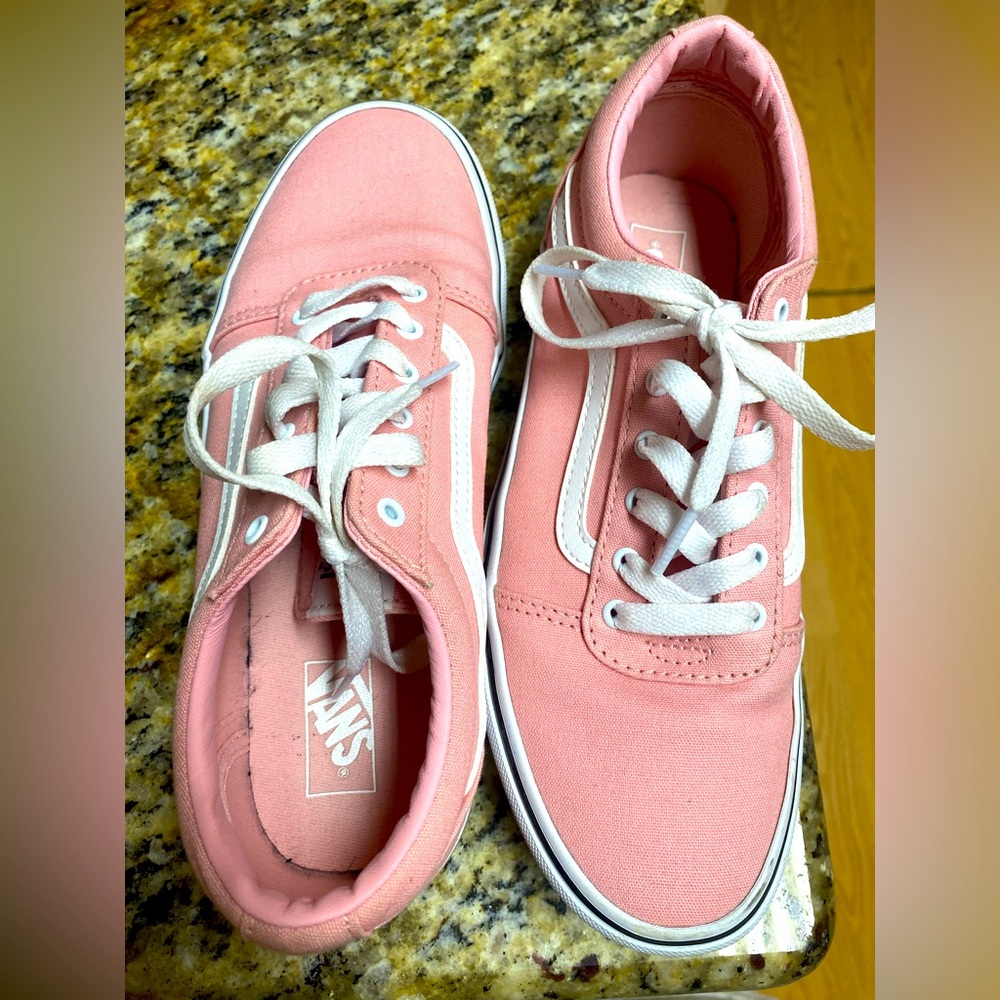 Pink Vans 💖